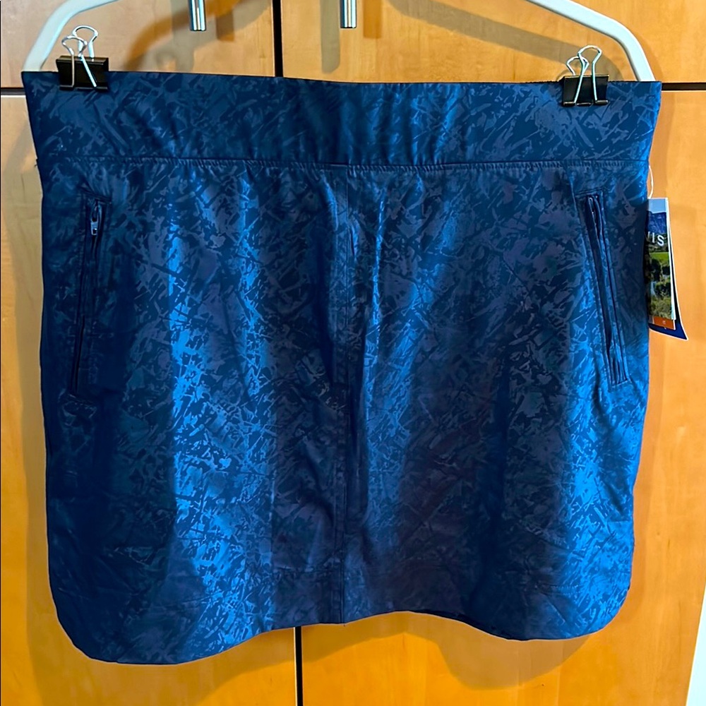 NWT Orvis Navy Classic Travel Skort